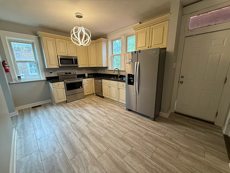 8645 Natural Bridge Rd — Photo 6