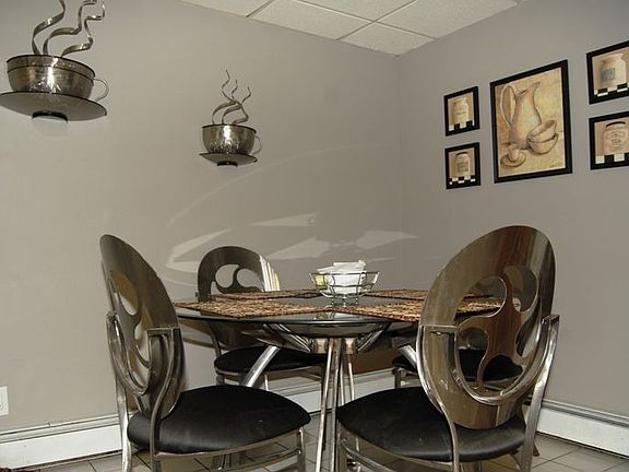 Eat In Kitchen