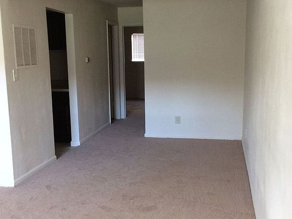 4th image of 711 E Leicester Ave APT C5