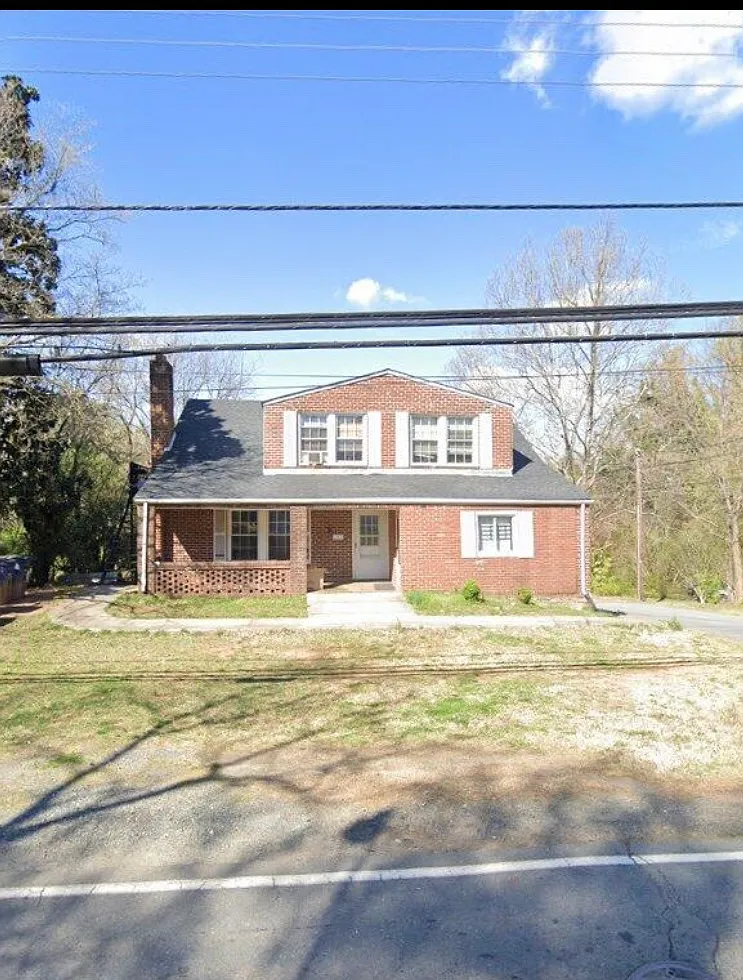 4430 Ogburn Ave — Photo 1