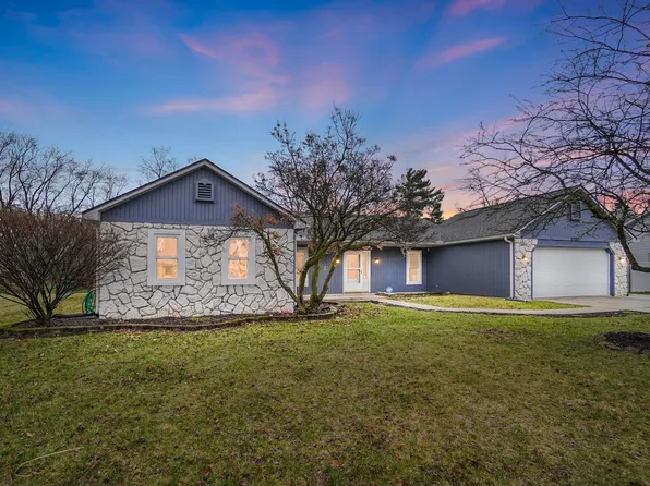 2731 Covington Woods Blvd, Fort Wayne, IN 46804