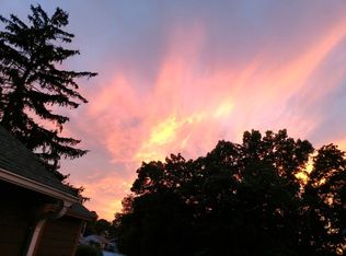 84 Hammond St, Rowley, MA 01969