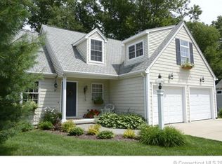 14 Village Dr, Waterford, CT 06385