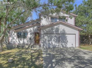 1370 Shadberry Ct, Colorado Springs, CO 80915