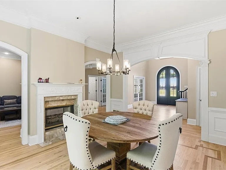 1247 Manor Oaks Ct — Photo 17