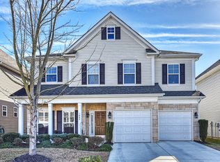 1042 Fleming Ln, Matthews, NC 28104