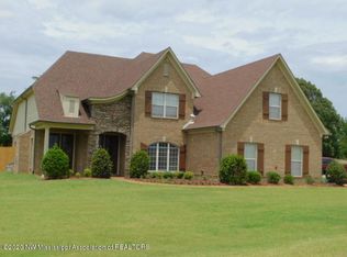 8730 Shallow Creek Dr, Olive Branch, MS 38654