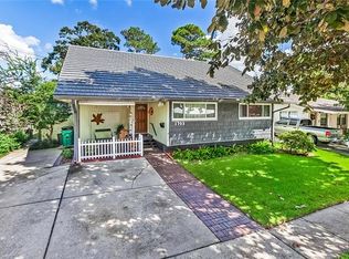 1703 Haring Rd, Metairie, LA 70001