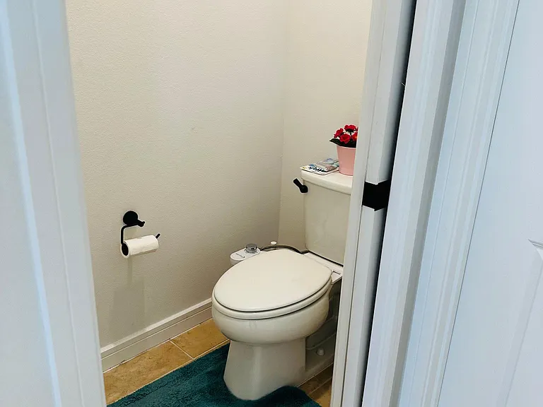 9819 Brown Burrow St — Photo 13