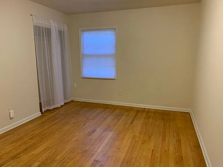 562 Granite St — Photo 10