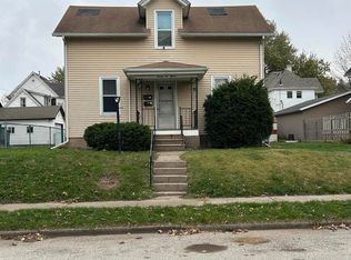2215 Jefferson Ave, Davenport, IA