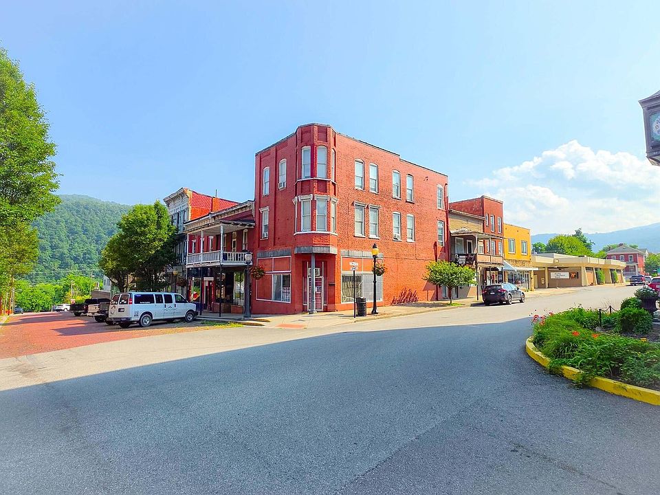 1st image of 301 Temple St
