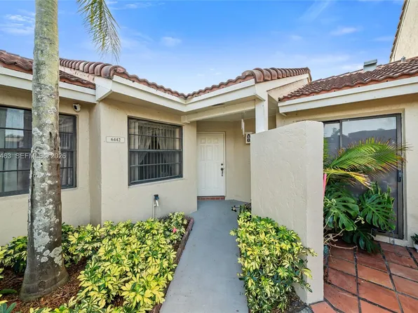 6442 NW 170th Ter, Hialeah, FL 33015