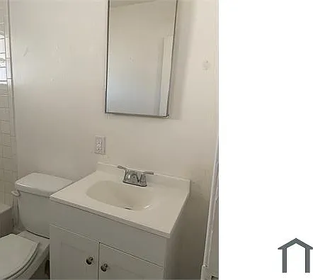 218 N 13th St #5 — Photo 5