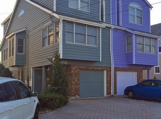 203 Carlton Ave, East Rutherford, NJ 07073