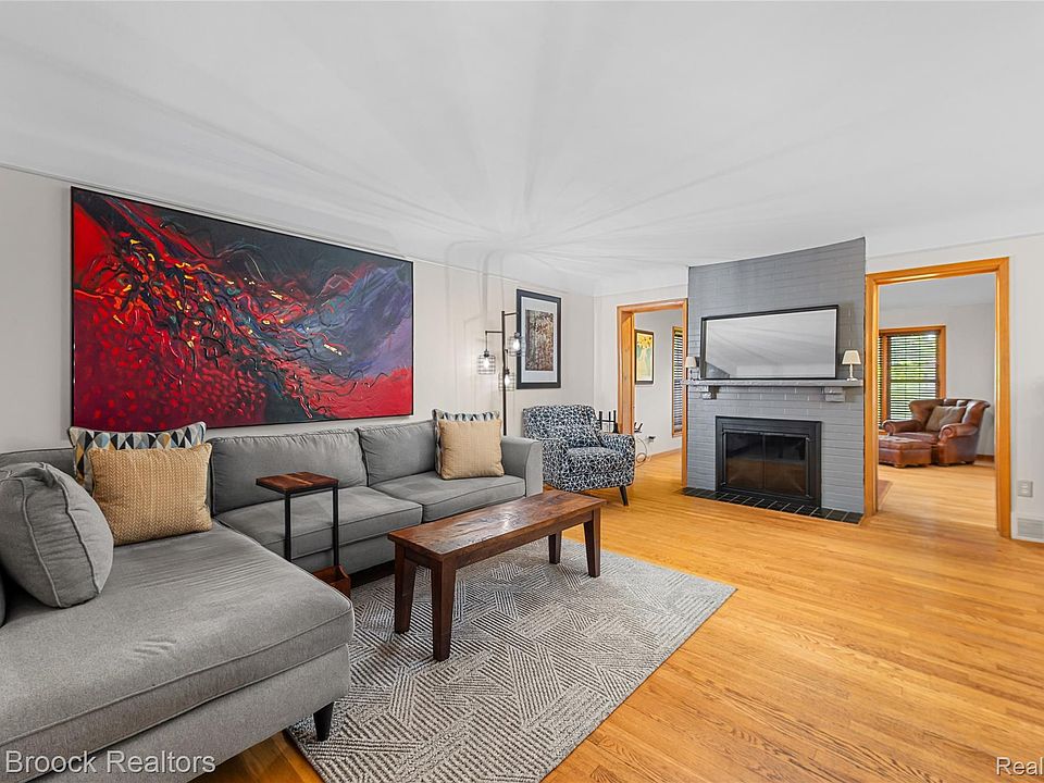 171 S Glengarry Rd, photo 13