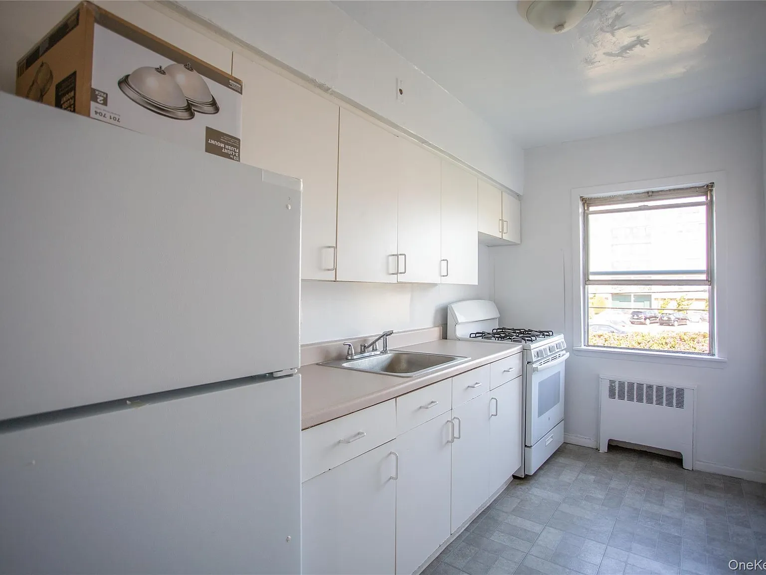 345 Shore Rd — Photo 4