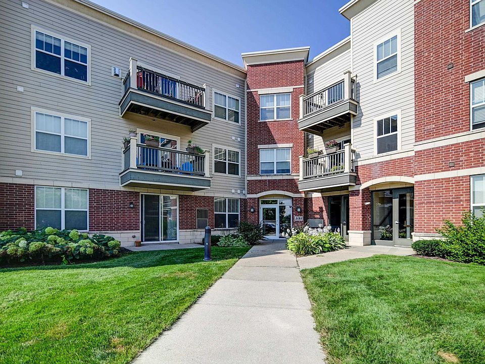 1st image of 5198 Sassafras Dr Unit 311