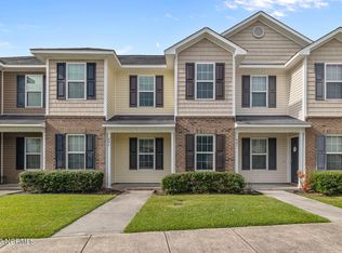 405 Falls Cv, Jacksonville, NC 28546