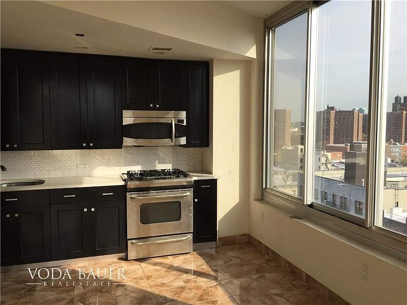 2nd image of 249 E 118th St APT 10B