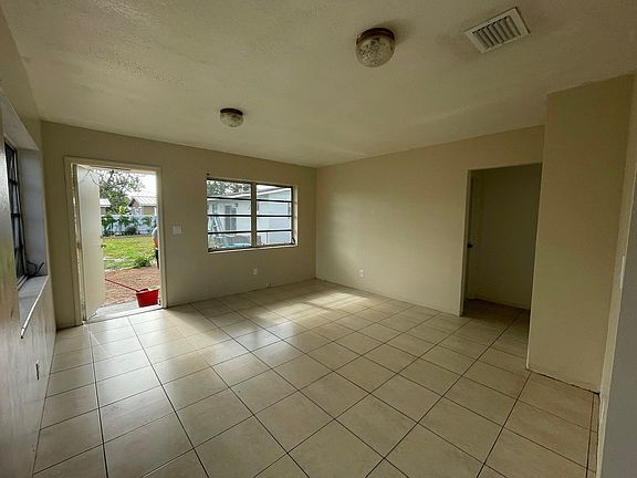 5th image of 6305 Eaton St #2