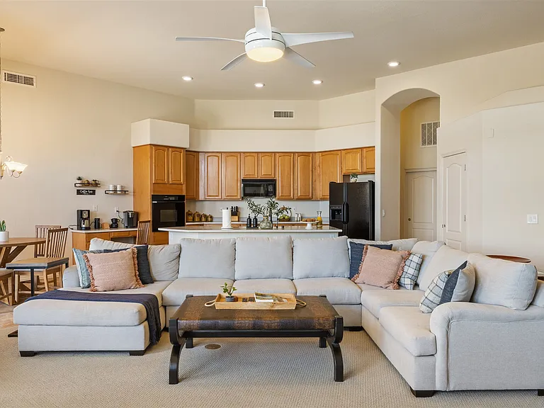 4577 E Buckhorn Trl — Photo 13