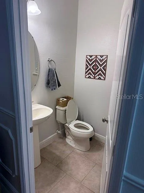 4 bed, 2.5 bath, 2697 sqft, $3,650 — Photo 3