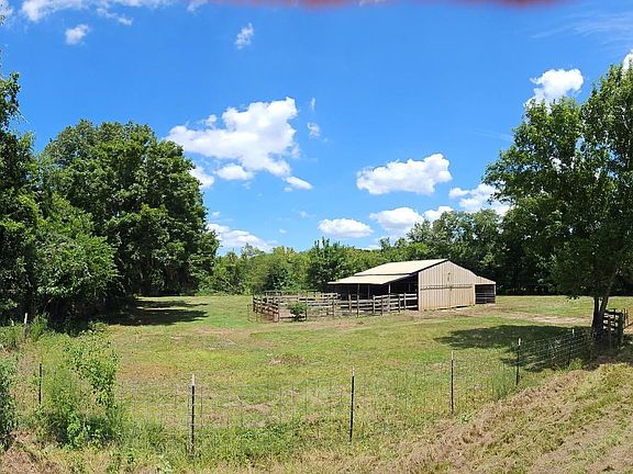 2nd image of 2527 Fm 563 Rd