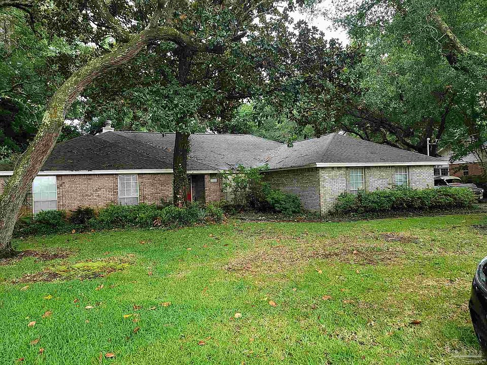 1st image of 4139 Sandy Bluff Dr W