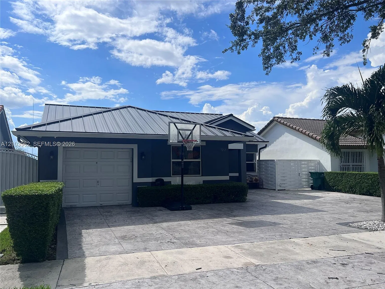 Venezia Homes Estates — Photo 1
