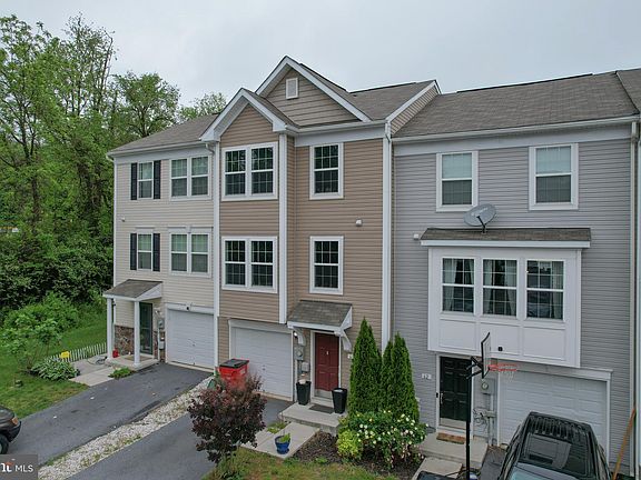 3rd image of 66 Antigua Dr
