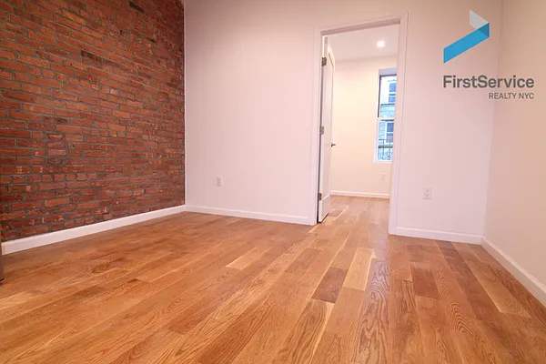 Rented by FirstService Realty (legacy) | media 19