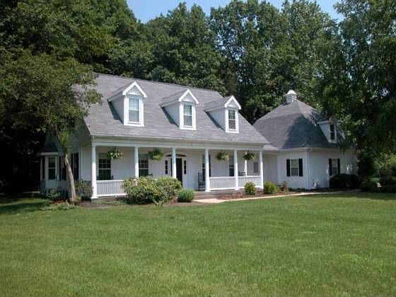 1st image of 1814 W Hobart Ct
