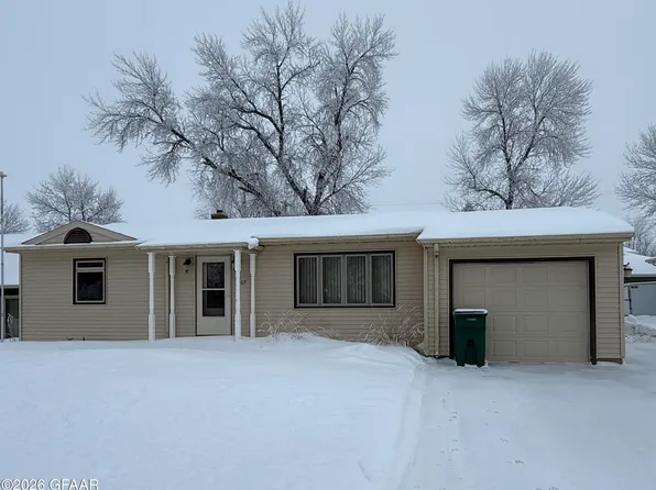 1007 10th St, Langdon, ND 58249