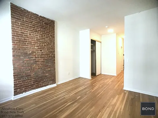 Rented by Bond New York | media 24