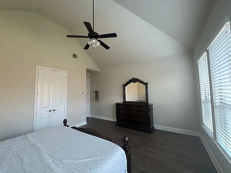 14803 Huffman Ln — Photo 18