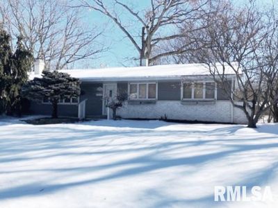 2398 5th St, East Moline, IL, 61244