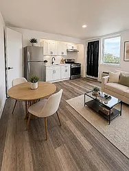 368 Shepherd Avenue, #611A