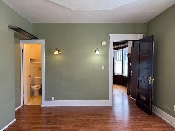 4th image of 5235 17th Ave NE APT 2