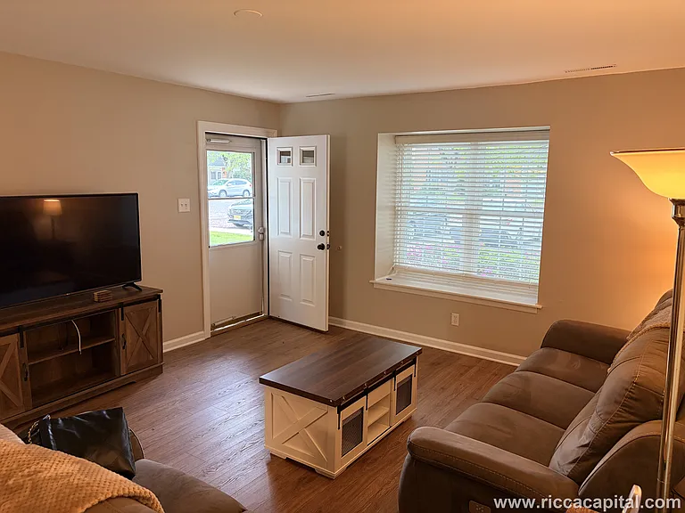54 Michael Rd — Photo 19