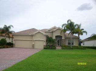 5725 Whispering Willow Way, Fort Myers, FL 33908