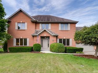 10740 Countrywalk Ct, Centerville, OH 45458