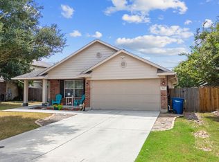 562 Roadrunner Ave, New Braunfels, TX 78130