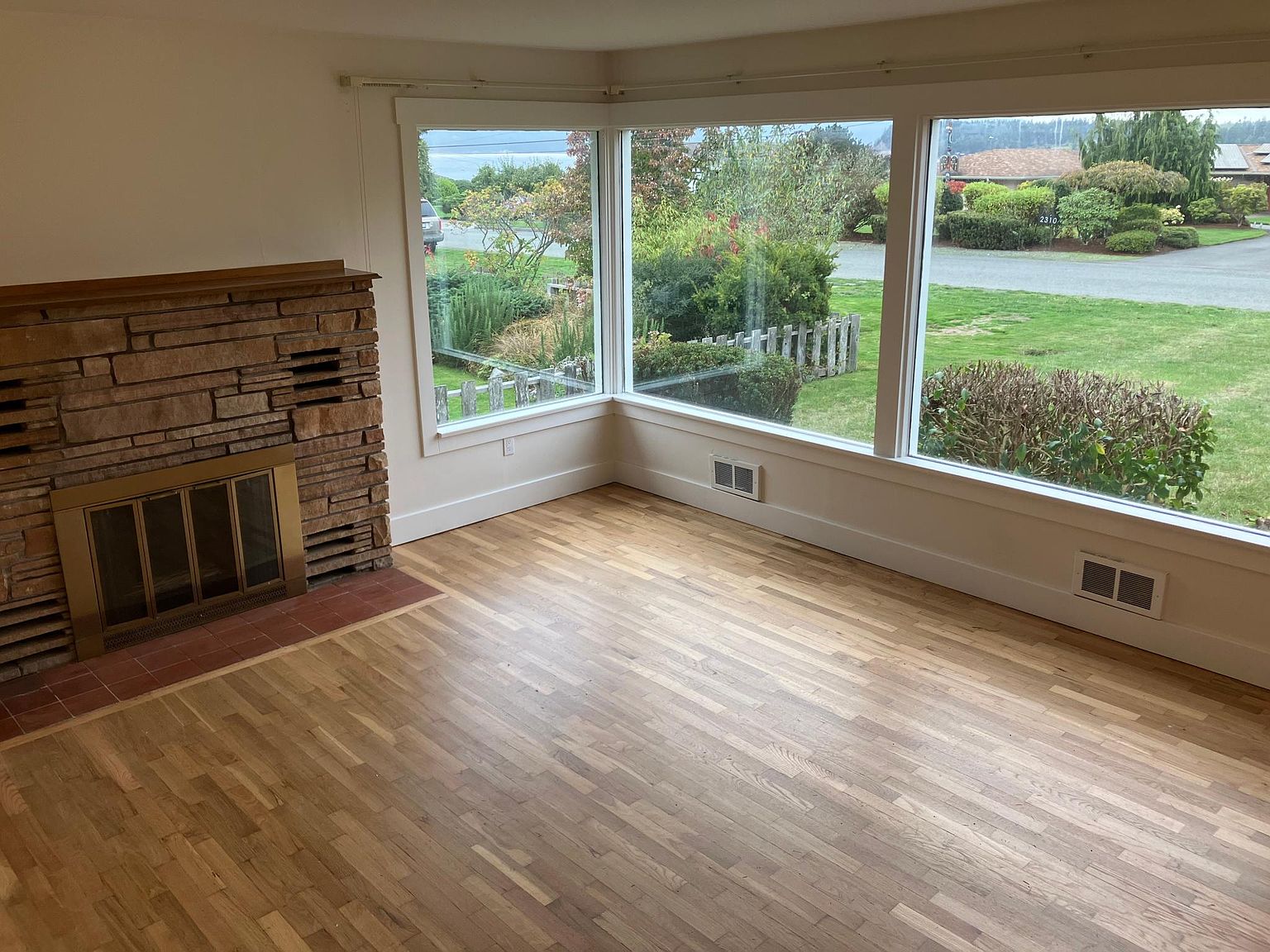 2305 11th St, Anacortes, WA 98221 Zillow