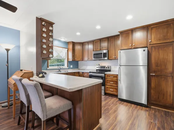 306 Herman Ter, Hopkins, MN 55343