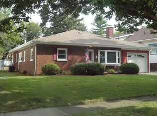 818 E Lincoln St, Hoopeston, IL 60942