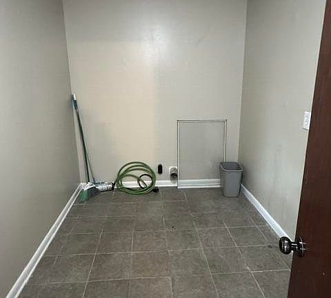 4th image of 2232 Cassell Street