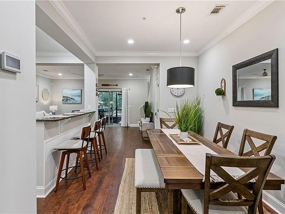 4th image of 1108 Reserve Ln