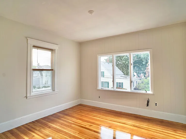 5 Beacon St #2 — Photo 8