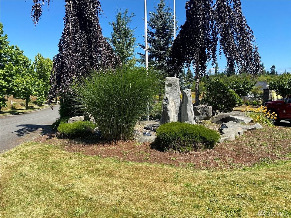 1st image of 110 Redwood Ln